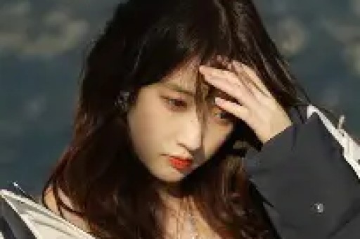 内娱知名女星被拘：身份被扒原因曝光逮捕画面流出