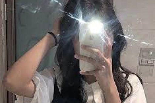 网红县委书记辞官这半年：离官员渐远离草根渐近